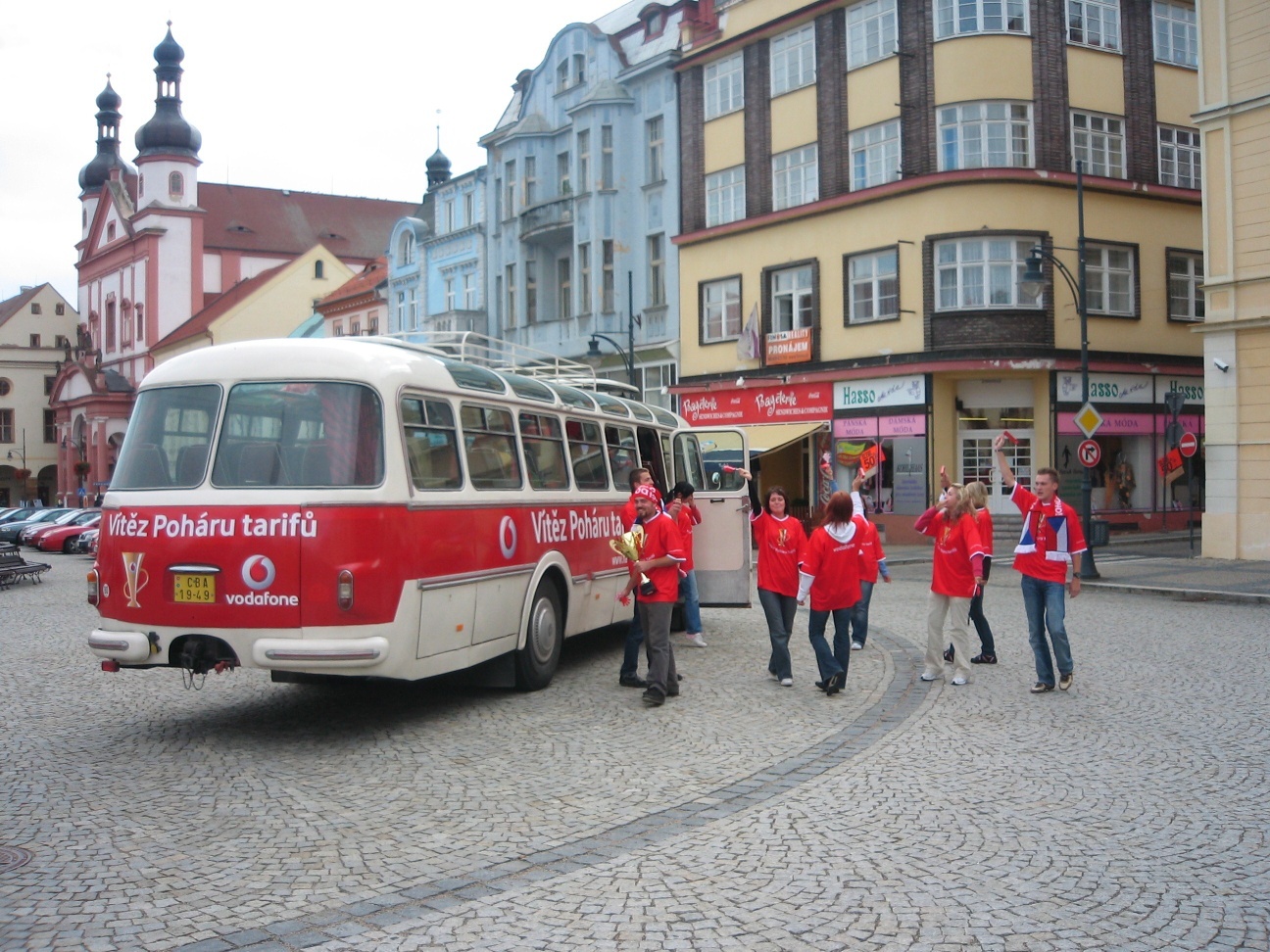 Vodafone: aplikace SMS Grátis na více mobilech