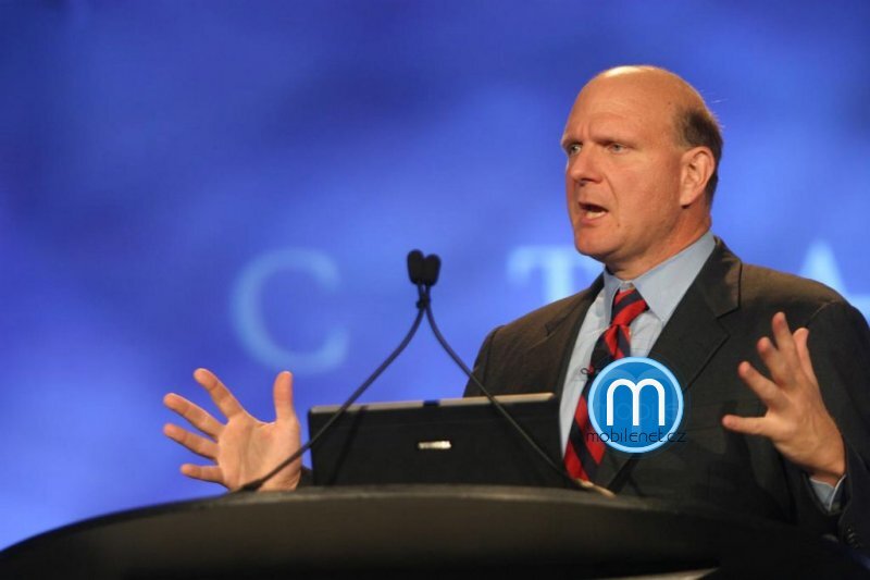 Vývoj Windows Mobile se zrychlí, slibuje Ballmer