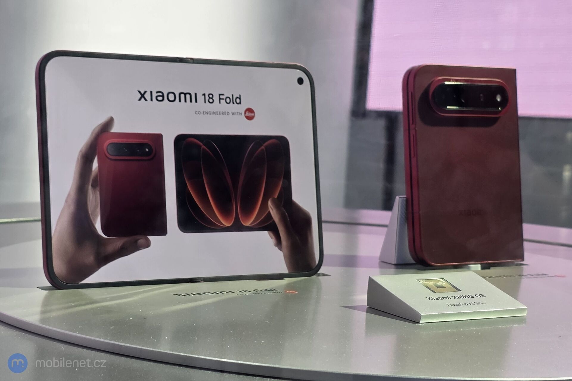 Xiaomi 18 Fold