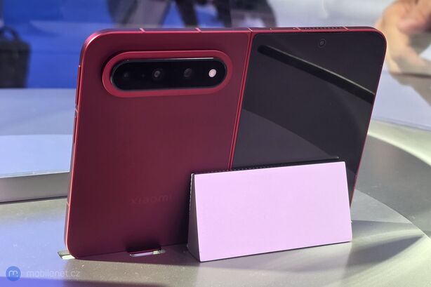 Xiaomi 18 Fold