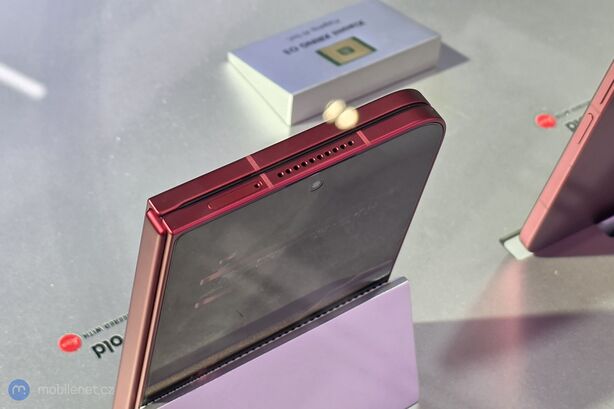 Xiaomi 18 Fold