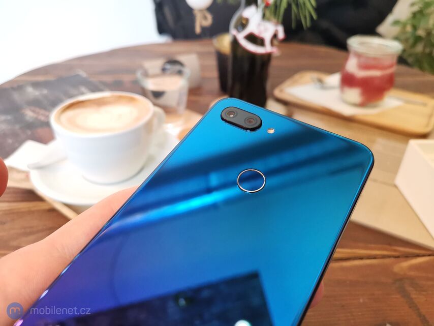 Xiaomi Mi 8 Lite