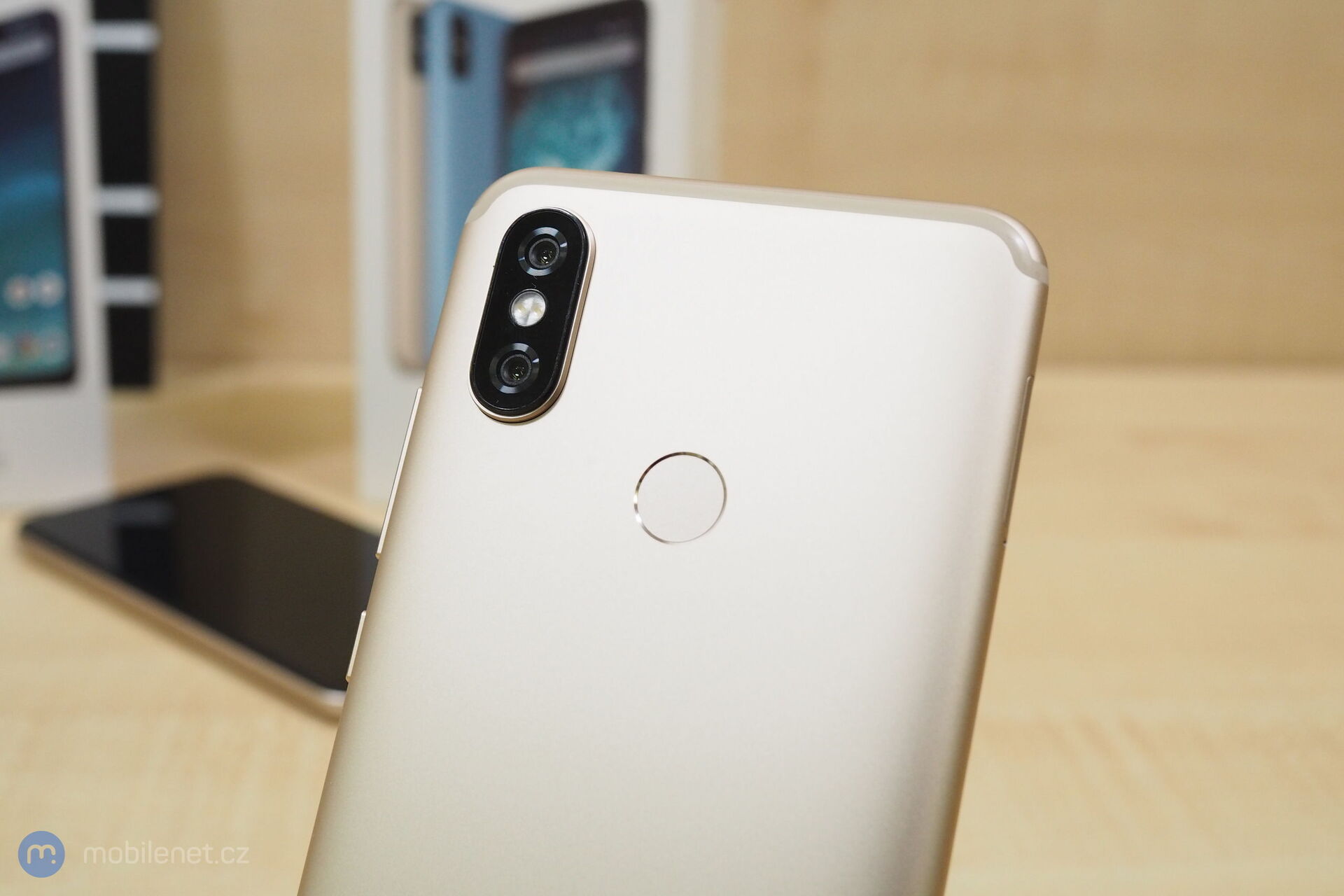 Xiaomi Mi A2