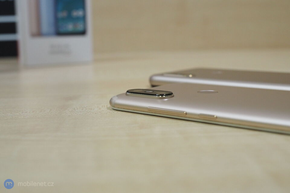 Xiaomi Mi A2 a A2 Lite