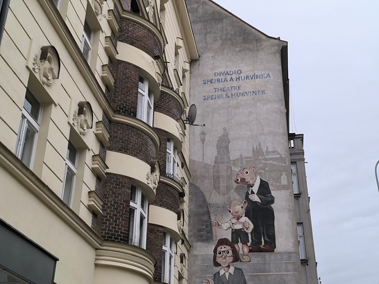 Xiaomi Redmi Note 13 Pro+