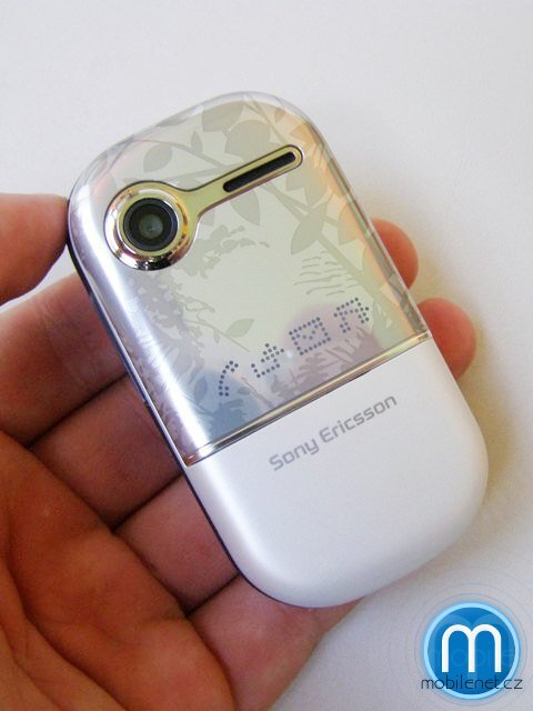 Živě: fotografie a videa nových Sony Ericssonů