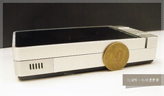 Živé fotografie telefonu Sagem Porsche P9521