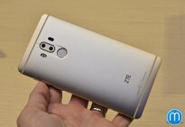 ZTE Axon 7 MAX