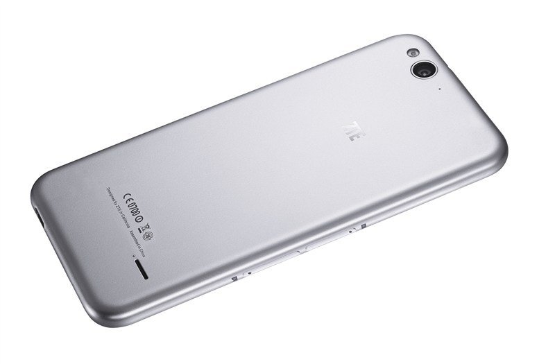 ZTE Blade S6