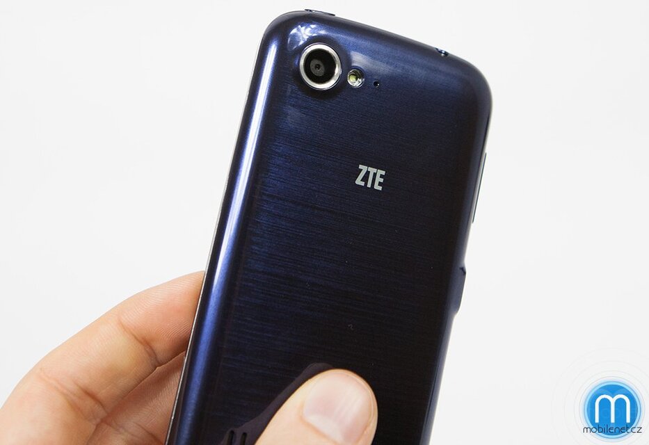 ZTE Blade V