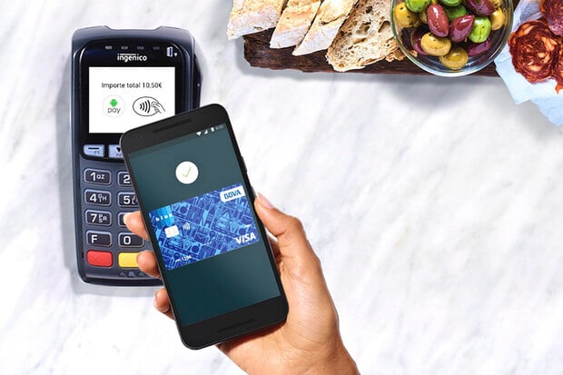 mBank se chlubí prvním týdnem s Android Pay. Registrace předčily očekávání