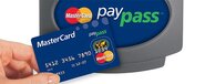 MasterCard zatím NFC a mobilním platbám moc nevěří