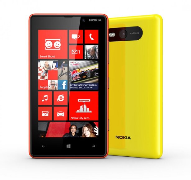 Nokia Lumia 820