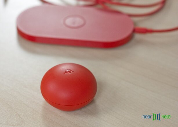 Nokia Luna s bezdrátovým nabíjením