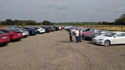 24net Tesla sraz 2017