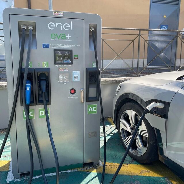 5800 km s Audi e-tron