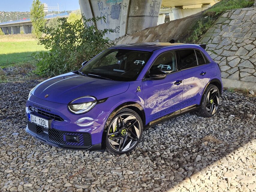 Abarth 600e