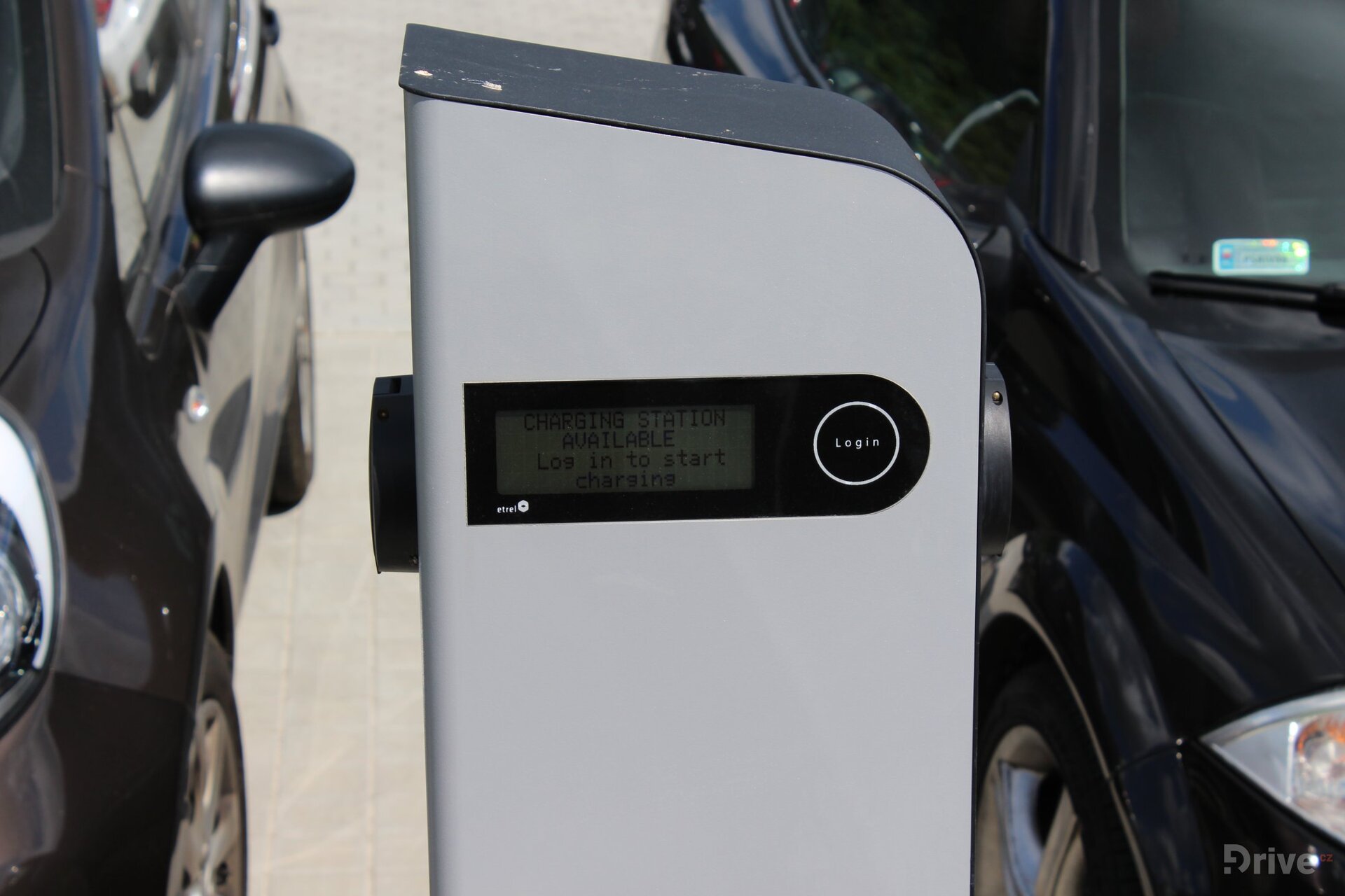 Adler.cz, ulice Oblouková