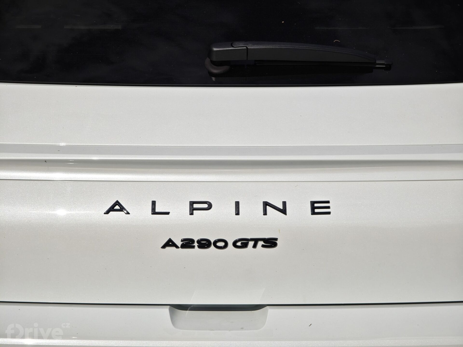 Alpine A290