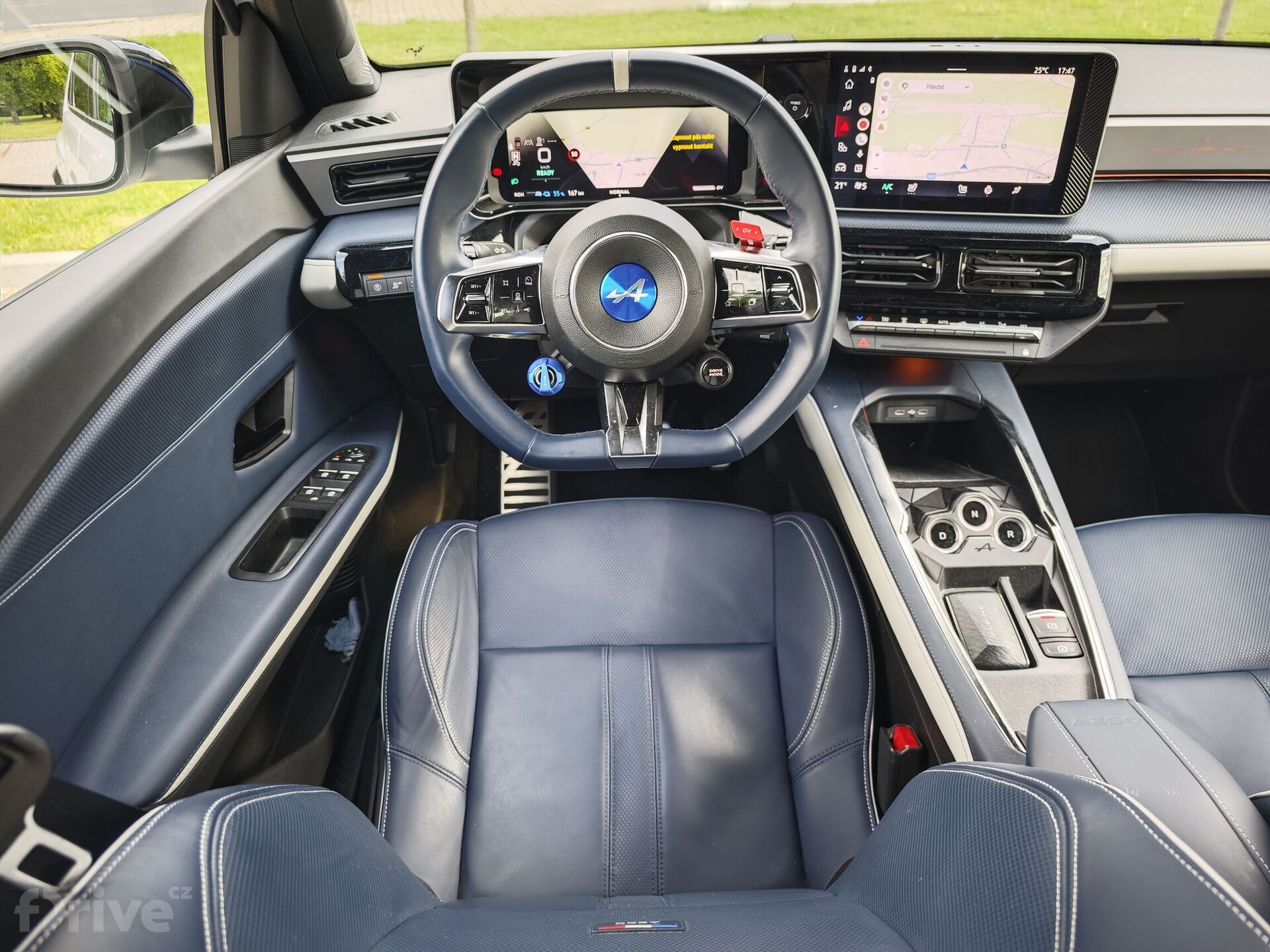Alpine A290