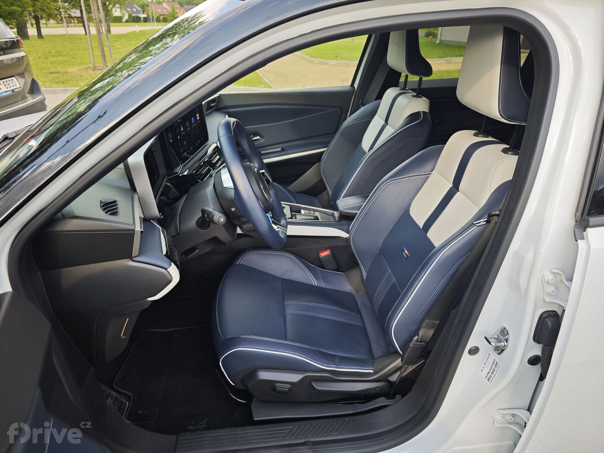 Alpine A290