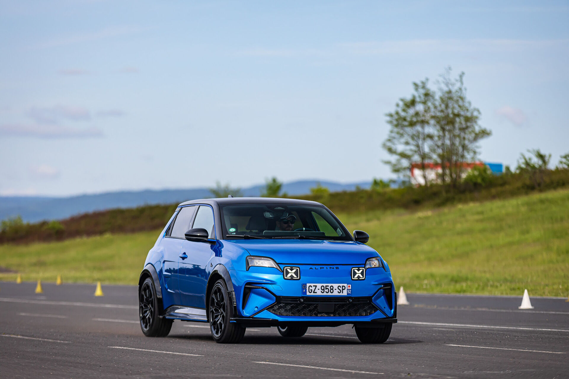Alpine A290