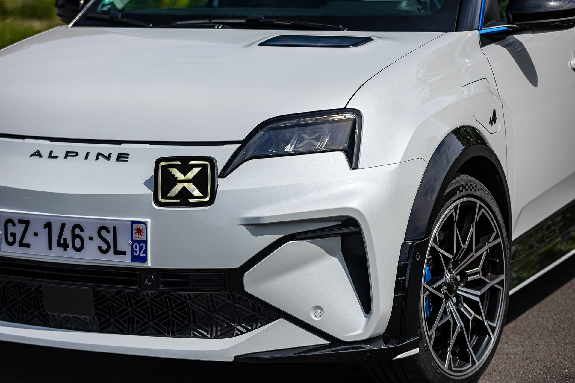 Alpine A290
