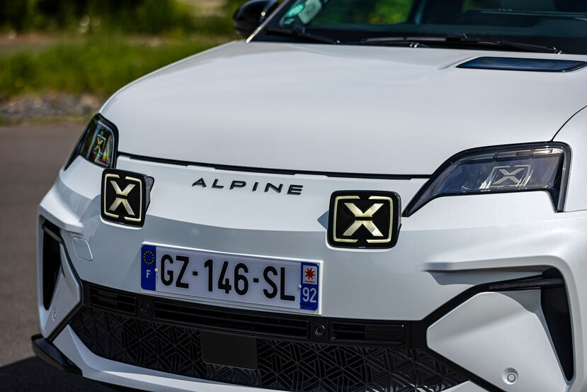 Alpine A290