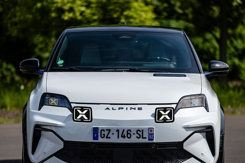Alpine A290