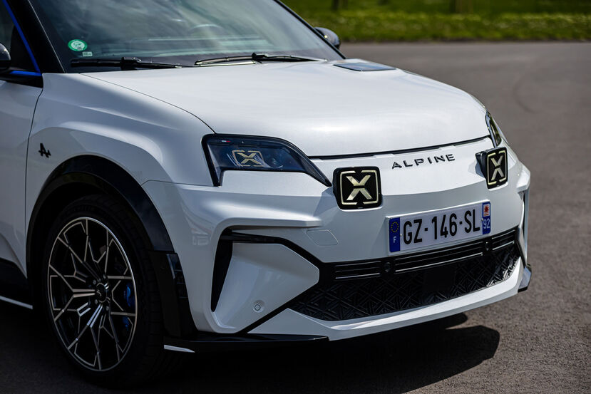 Alpine A290