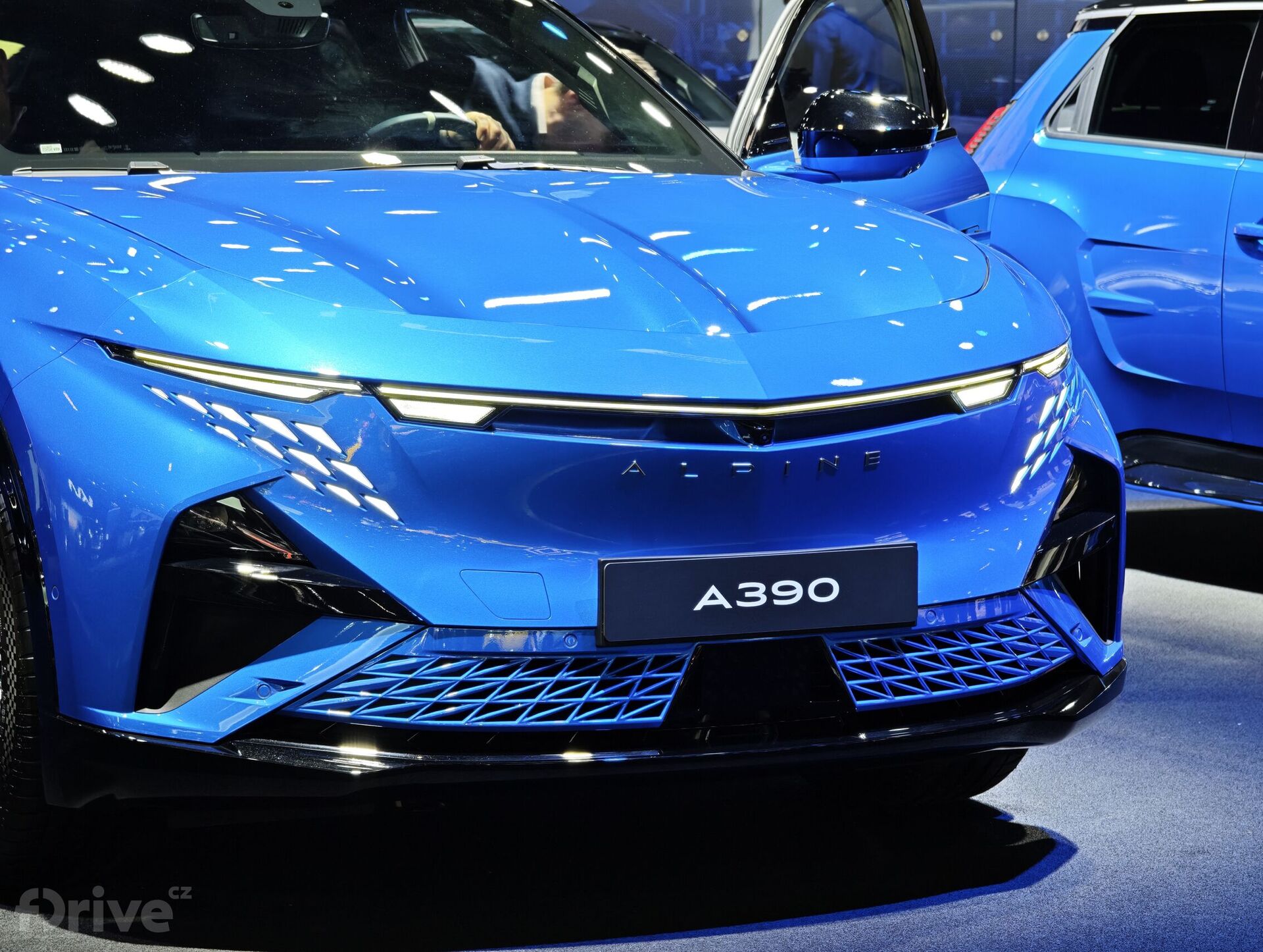 Alpine A390