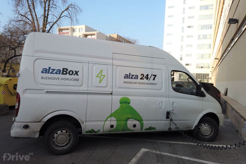 Alza.cz reportáž Maxus EV80