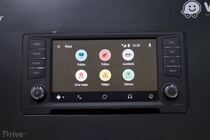 Aplikace Waze ve voze SEAT