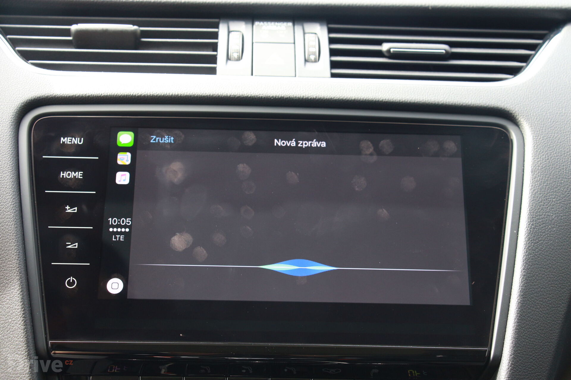 Apple CarPlay