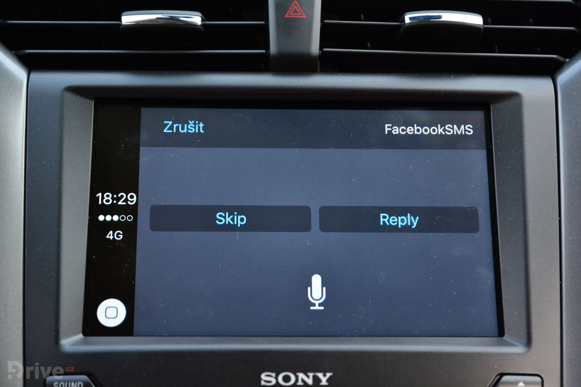 Apple CarPlay ve Fordu Mondeo