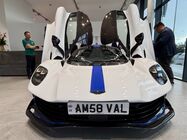 Aston Martin Valhalla v Praze