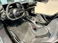 Aston Martin Valhalla v Praze