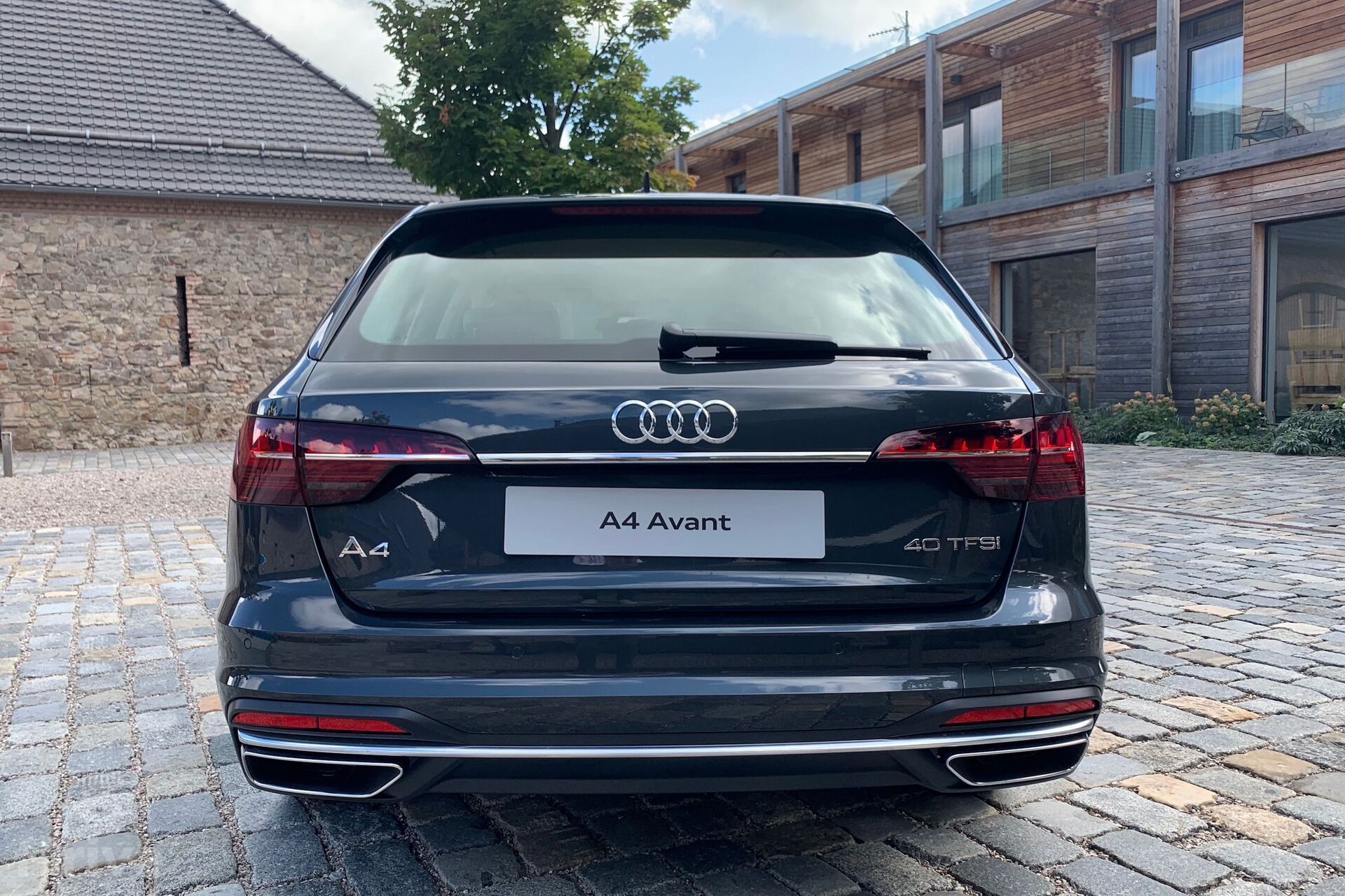Audi A4 (2019)