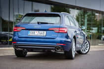 Audi A4 g-tron (2015)