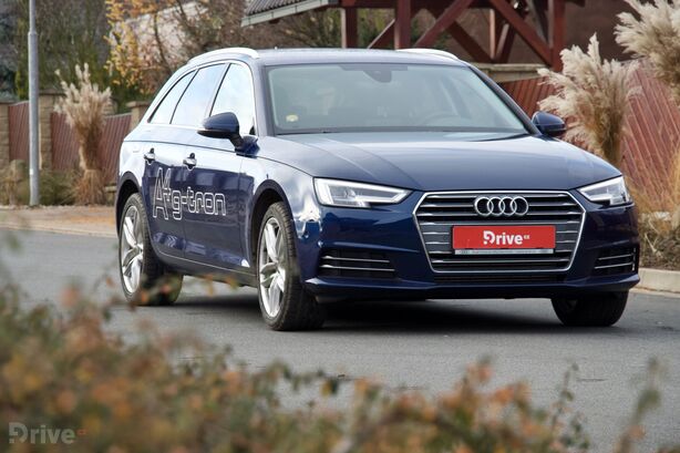 Audi A4 g-tron (2015)