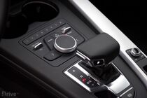 Audi A4 g-tron (2015)