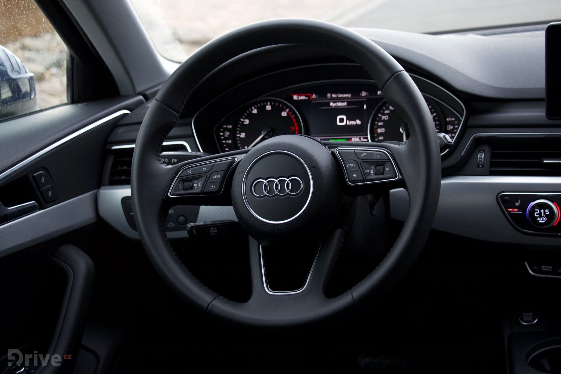 Audi A4 g-tron (2015)