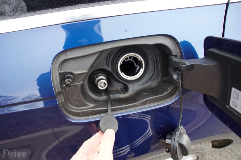 Audi A4 g-tron (2015)