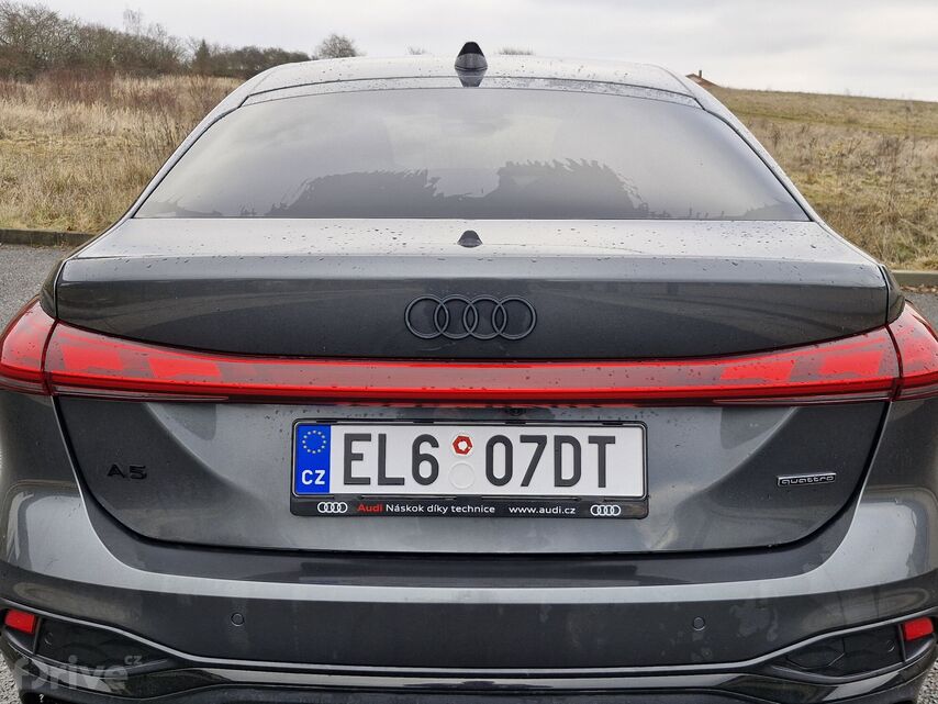 Audi A5 e-hybrid S-line