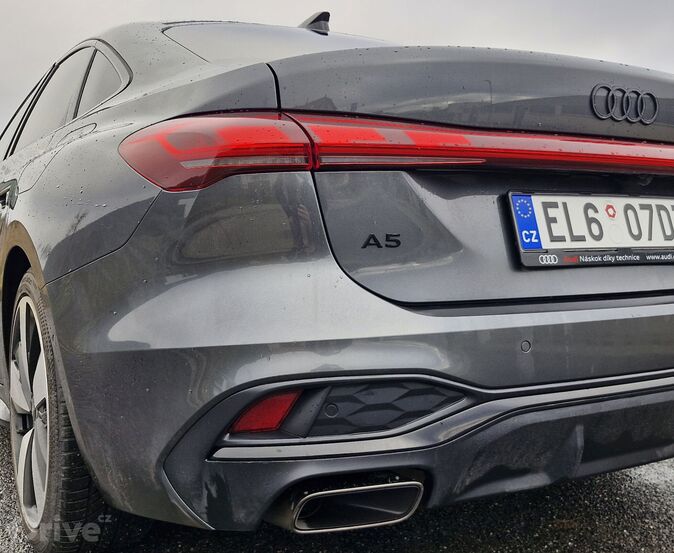 Audi A5 e-hybrid S-line