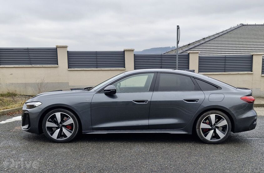 Audi A5 e-hybrid S-line