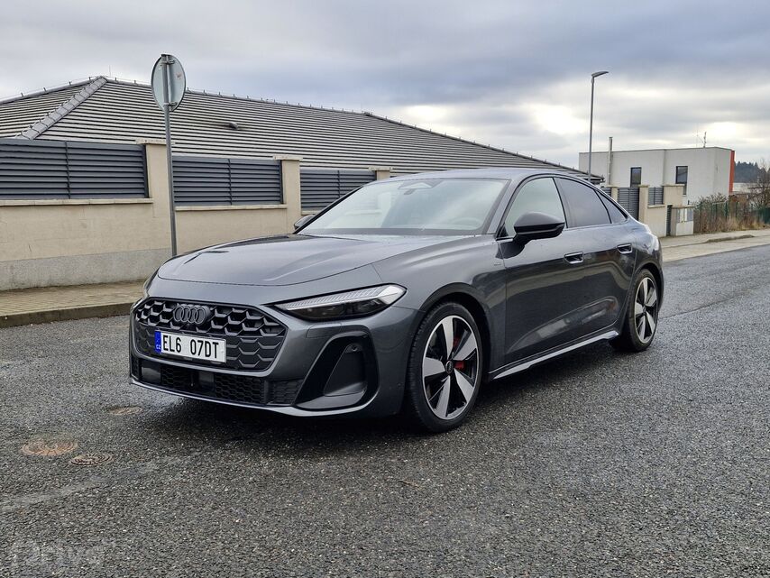 Audi A5 e-hybrid S-line