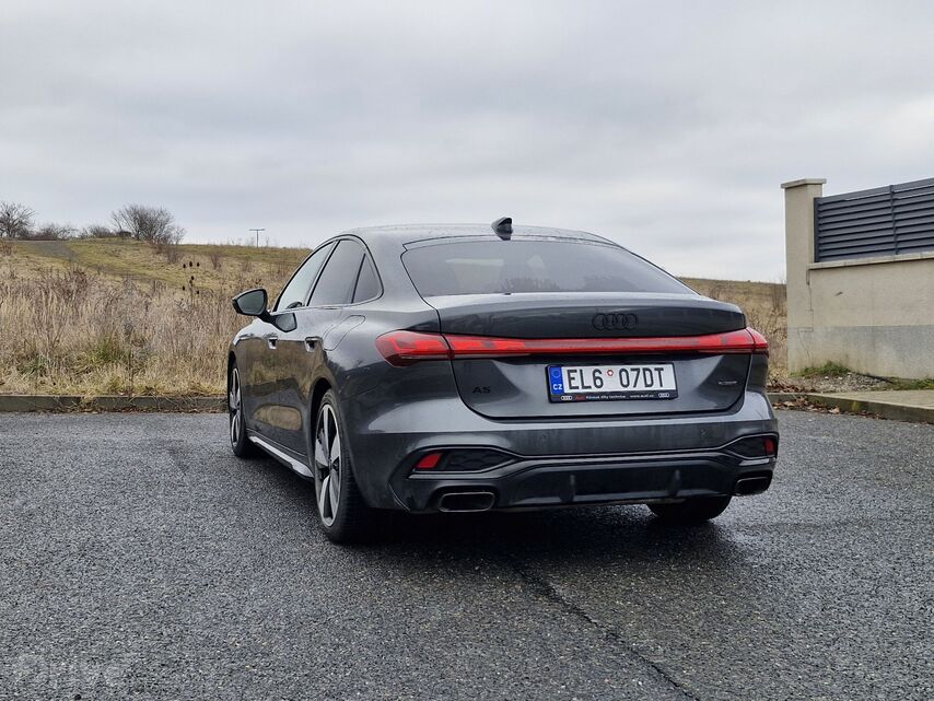 Audi A5 e-hybrid S-line