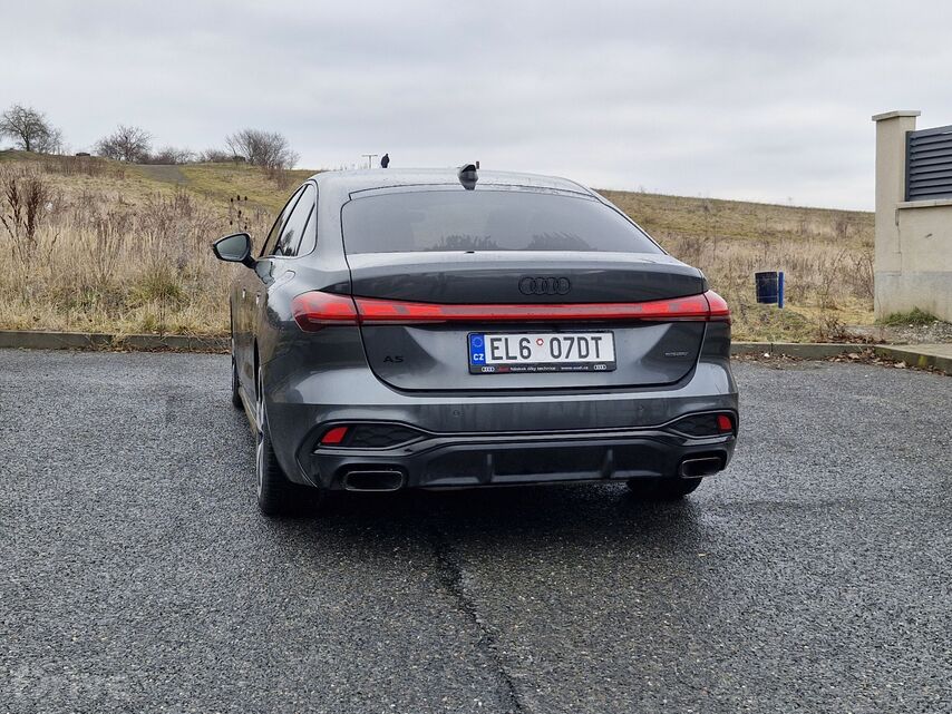 Audi A5 e-hybrid S-line