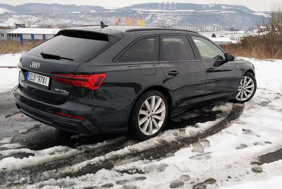 Audi A6 Avant 55 TFSI e Quattro